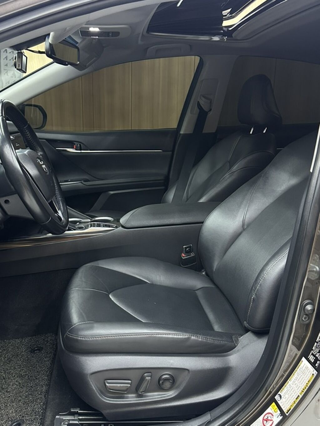 Toyota Camry: 2018 г., 2.5 л, Автомат, Бензин, Седан: фото 8