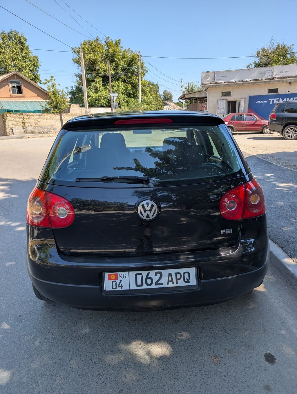Volkswagen Golf V: 2004 г., 1.6 л, Механика, Бензин, Хэтчбэк: фото 3