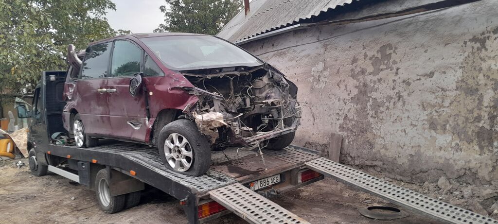 Toyota Estima: 2001 г., 3 л, Автомат, Газ, Минивэн: фото 2