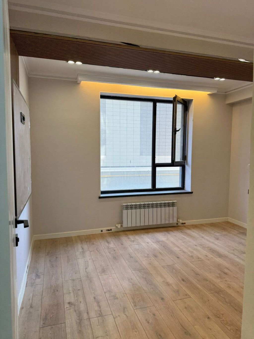 1 комната, 42 м², Элитка, 2 этаж, Евроремонт: фото 2