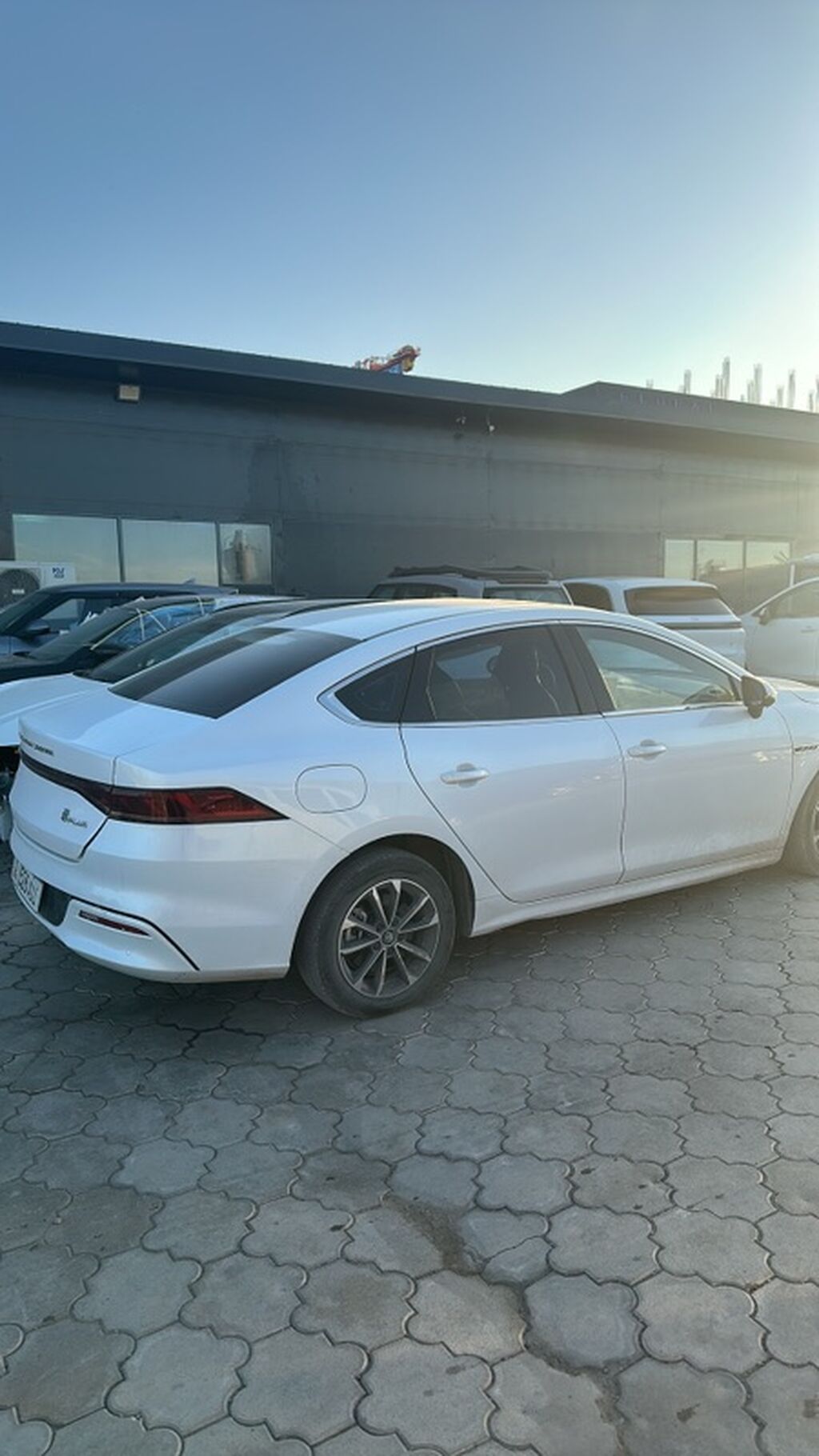 BYD Qin: 2023 г., Автомат, Электромобиль, Седан: фото 3