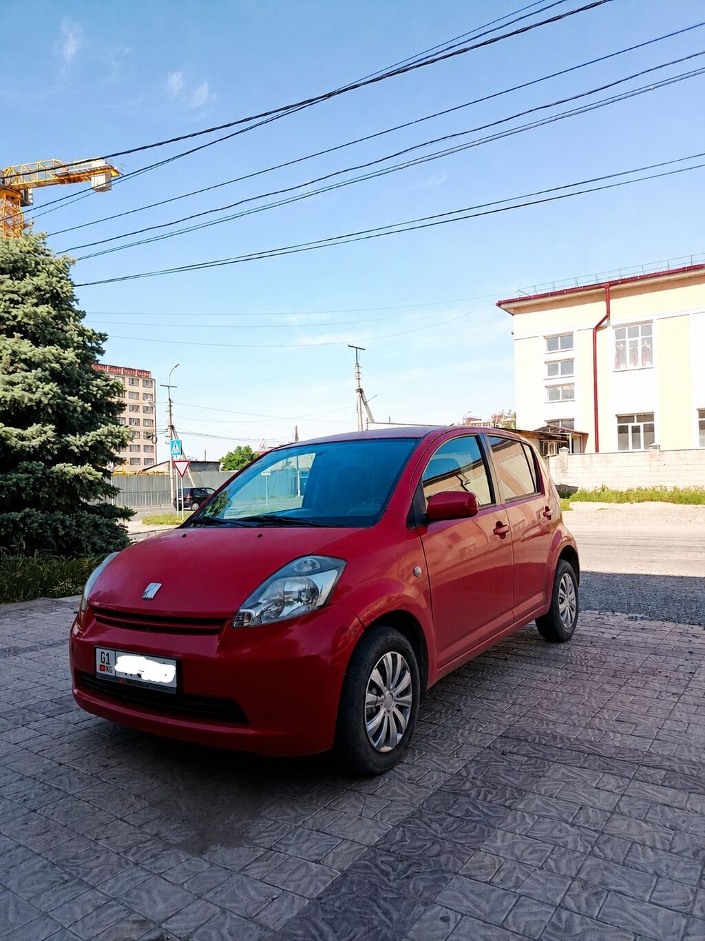 Daihatsu Sirion: 2008 г., 1.3 л, Автомат, Бензин, Хэтчбэк: фото 2