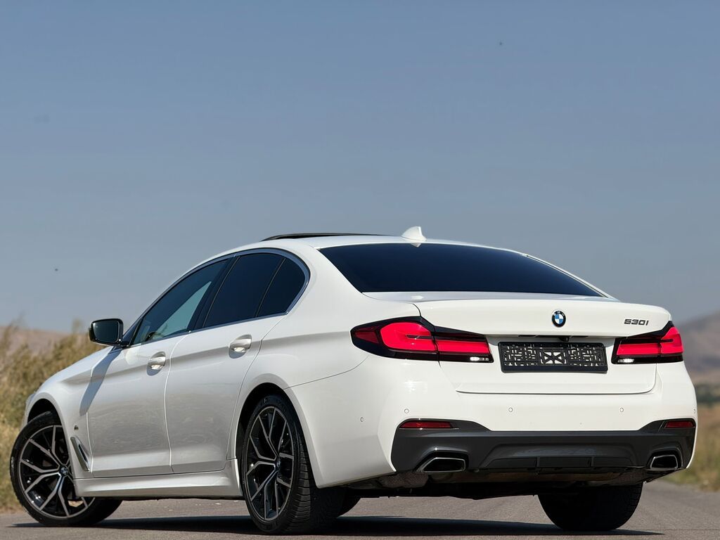 BMW 5 series: 2021 г., 2 л, Автомат, Бензин, Седан: фото 5