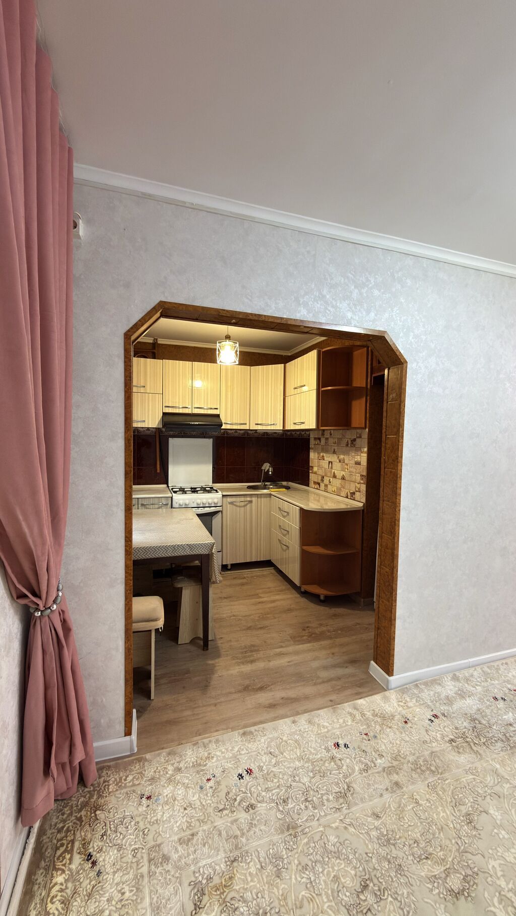 3 комнаты, 60 м², 7 мкр 104 серия, 1 этаж, Евроремонт: фото 4