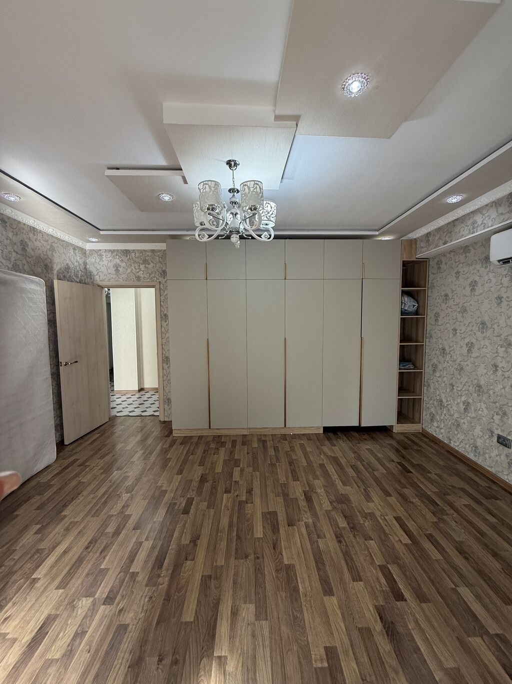 2 комнаты, 82 м², 7 мкр Элитка, 4 этаж, Евроремонт: фото 5