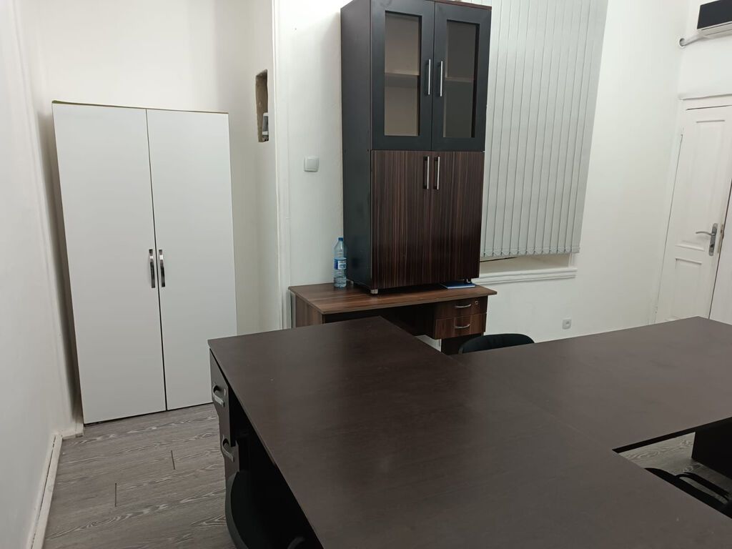 İcarəyə verilir 3 otaqlı ofis 80 m², İçəri Şəhər m. İçərişəhər