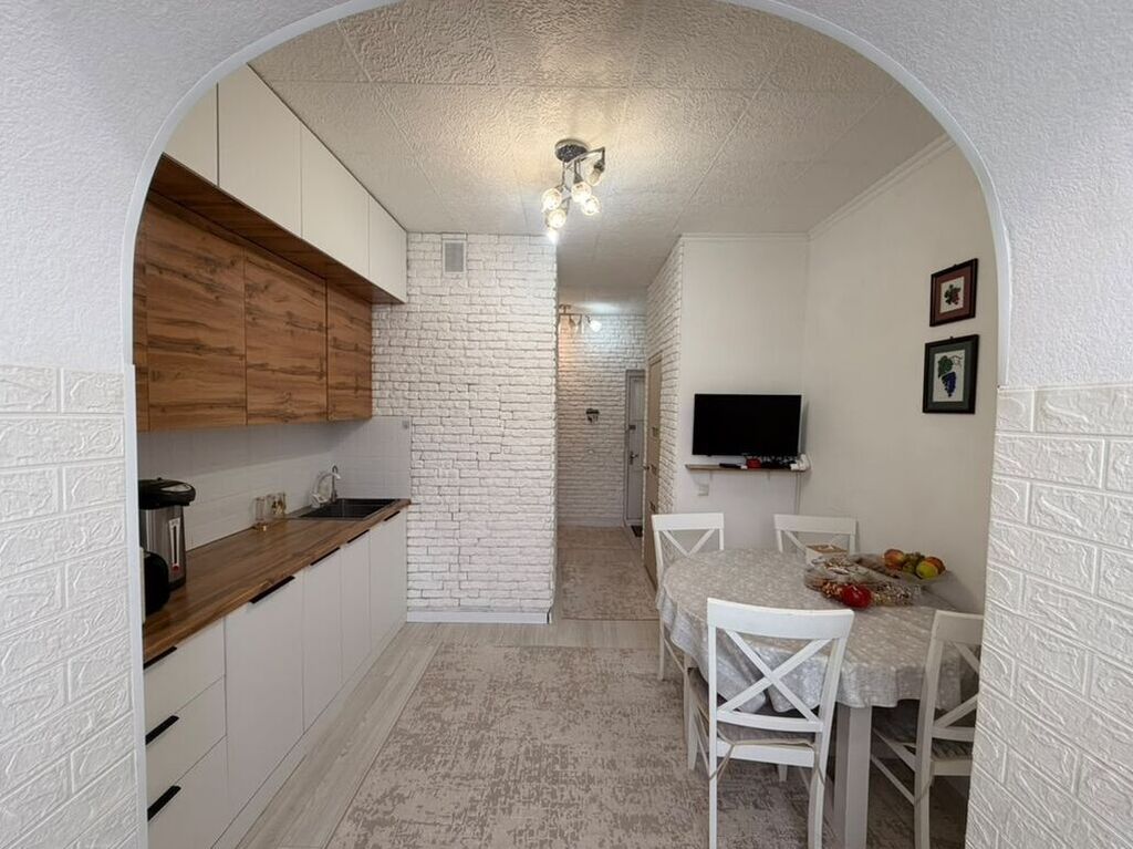 2 комнаты, 66 м², 9 мкр 106 серия, 4 этаж, Евроремонт: фото 7