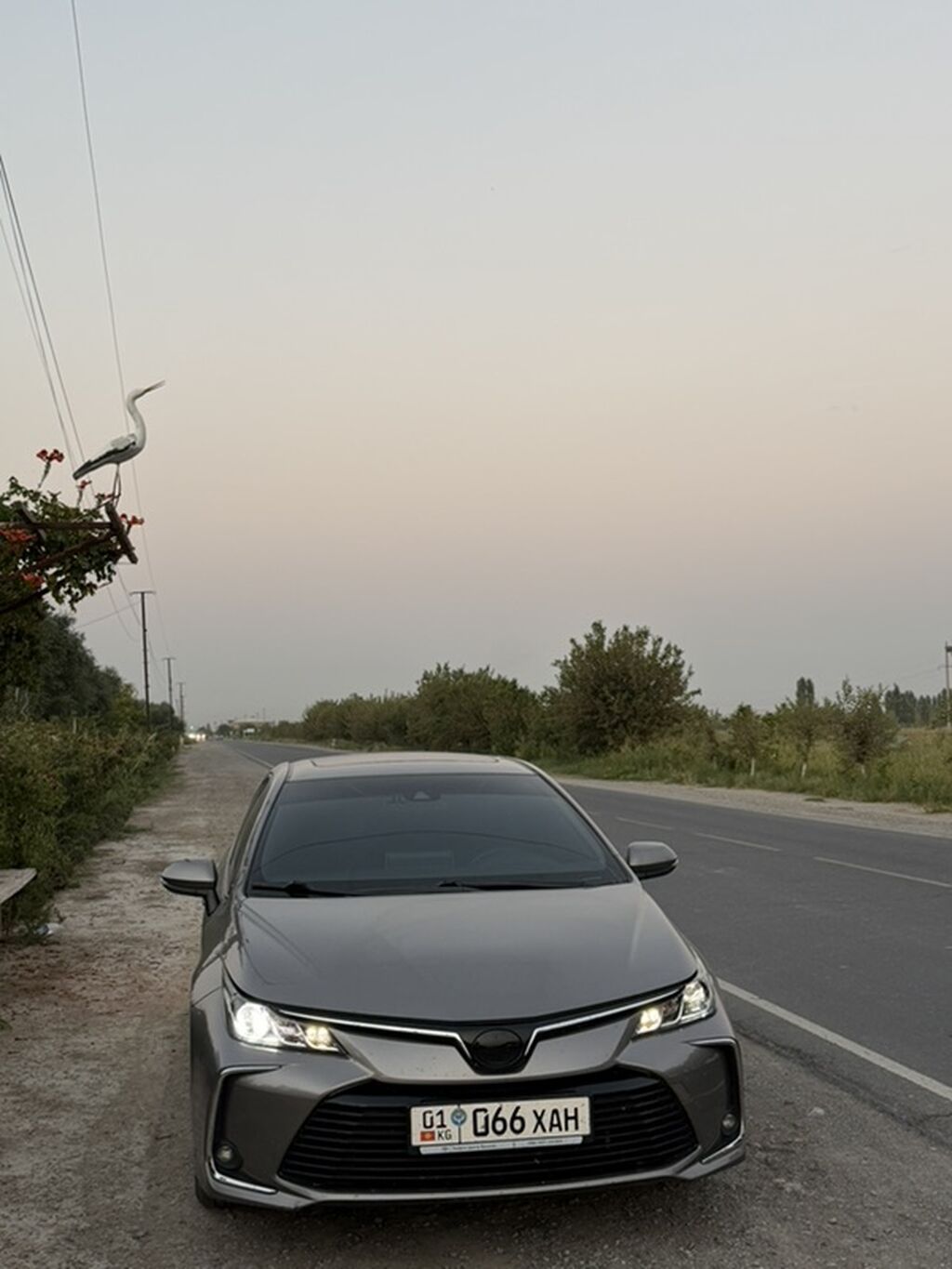Toyota Camry: 2021 г., 1.8 л, Автомат, Бензин, Седан: фото 3