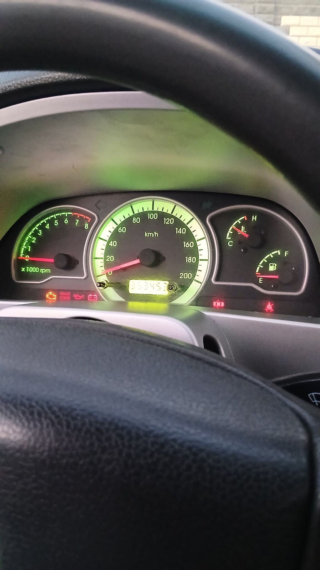 Daewoo Nexia: 2010 г., 1.5 л, Механика, Бензин, Седан: фото 8