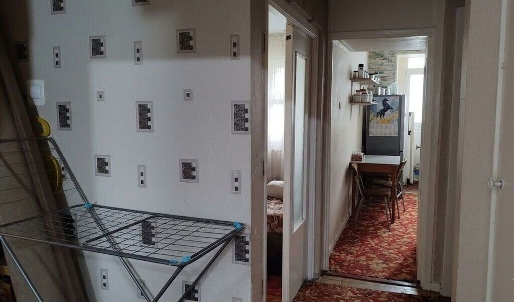 3 комнаты, 61 м², 6 мкр 105 серия, 9 этаж, Старый ремонт: фото 6