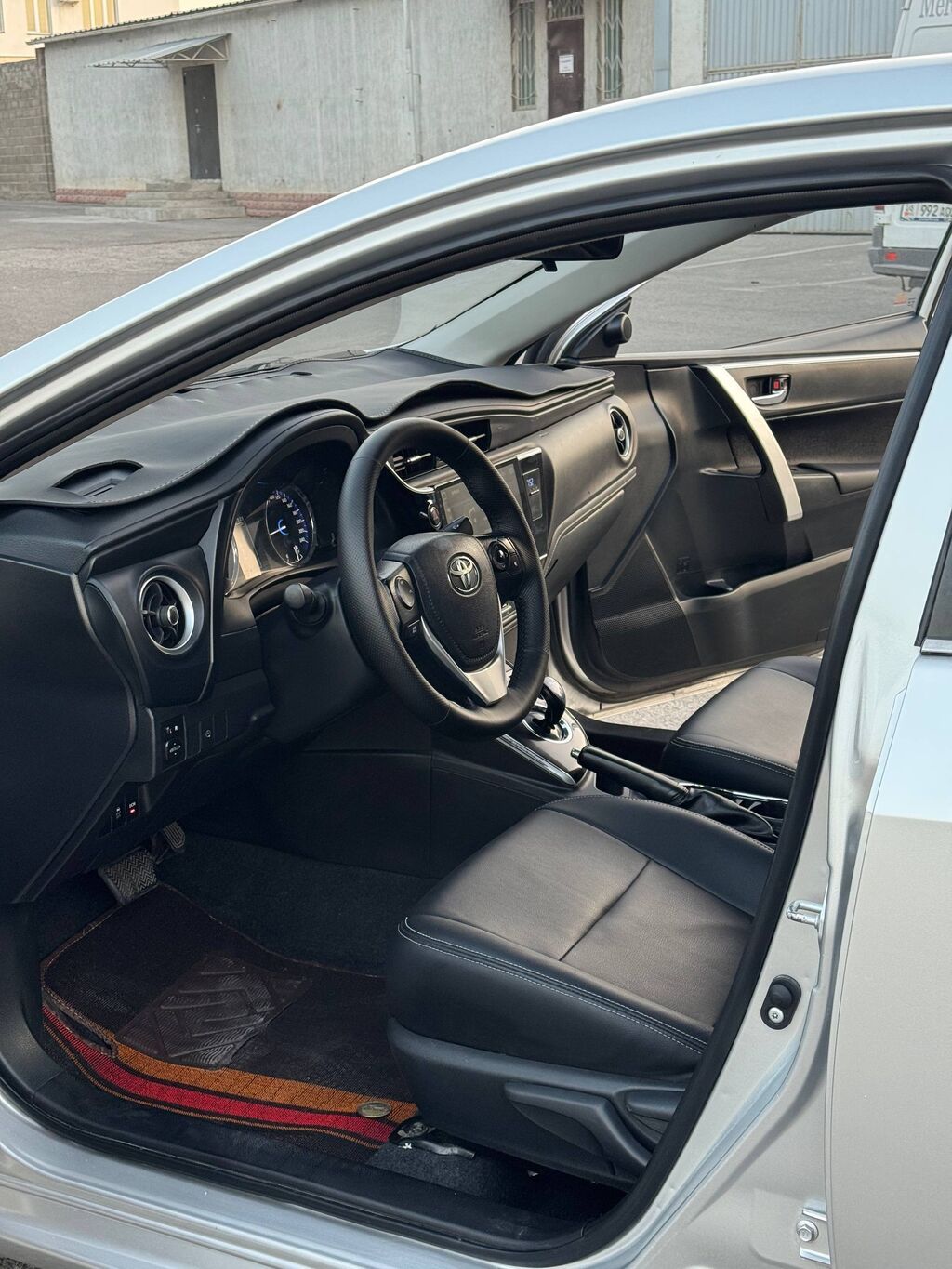 Toyota Corolla: 2020 г., 1.8 л, Вариатор, Газ, Седан: фото 5