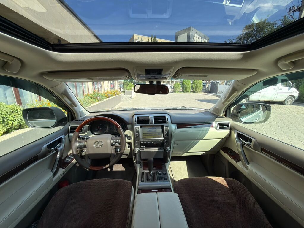 Lexus GX: 2010 г., 4.6 л, Автомат, Бензин, Внедорожник: фото 7