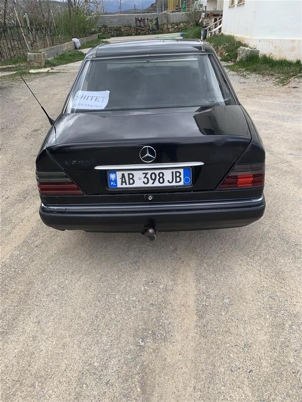 Mercedes-Benz: Mercedes-Benz E 200: 2 l. | 1993 έ. | Λιμουζίνα — 1