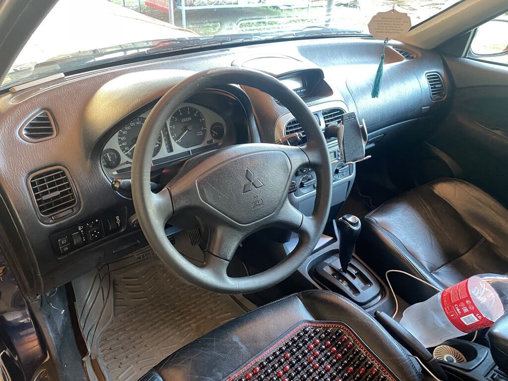 Mitsubishi Carisma: 2004 г., 1.8 л, Автомат, Бензин, Хэтчбэк: фото 6