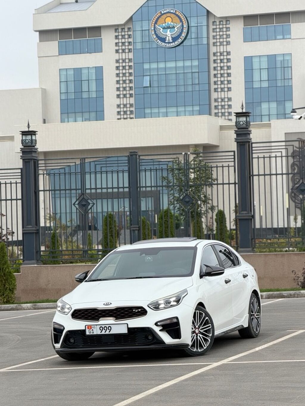 Kia K3: 2019 г., 1.6 л, Робот, Бензин, Седан: фото 1