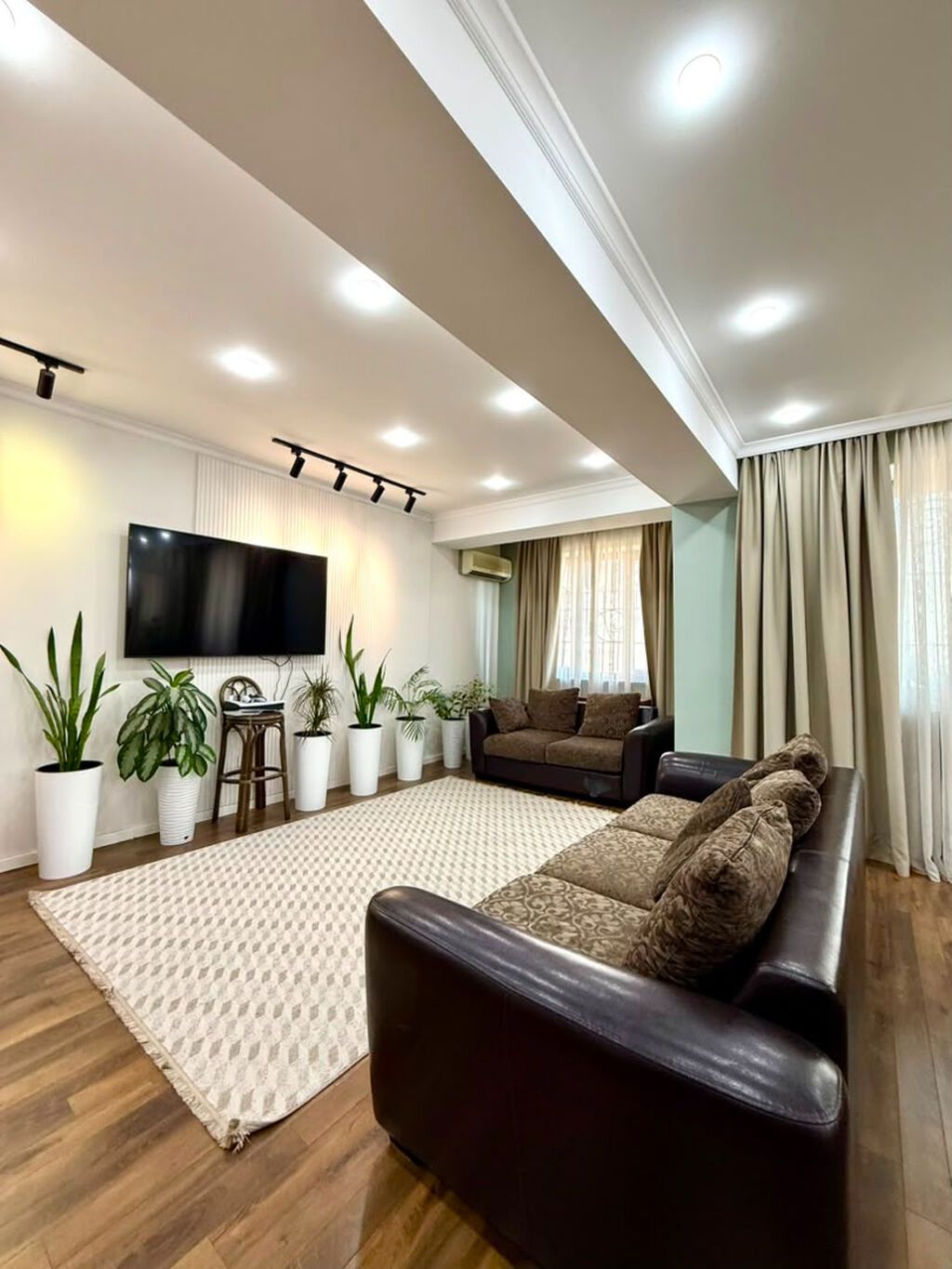 4 комнаты, 125 м², Ак-Кеме (старый аэропорт) Элитка, 5 этаж: фото 2