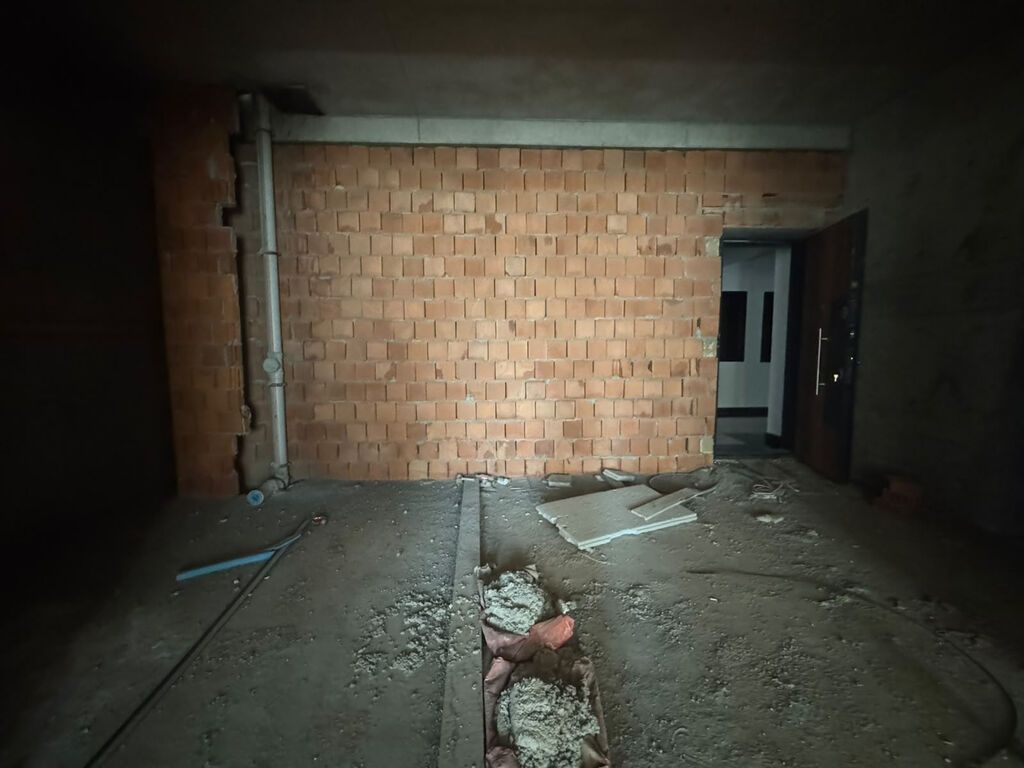 4 otaqlı, Yeni tikili, 165 kv. m