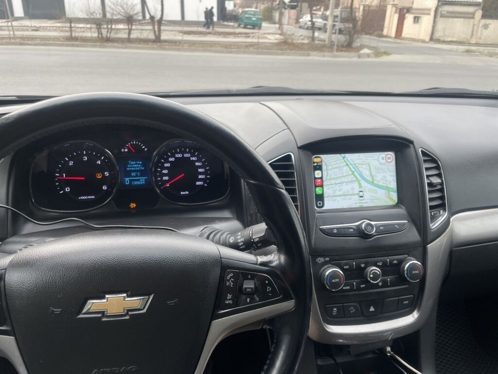 Chevrolet Captiva: 2018 г., Кроссовер: фото 8