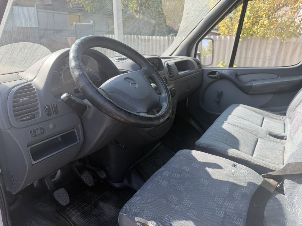 Mercedes-Benz Спринтер: 2003 г., 2.2 л, Механика, Дизель, Фургон: фото 4