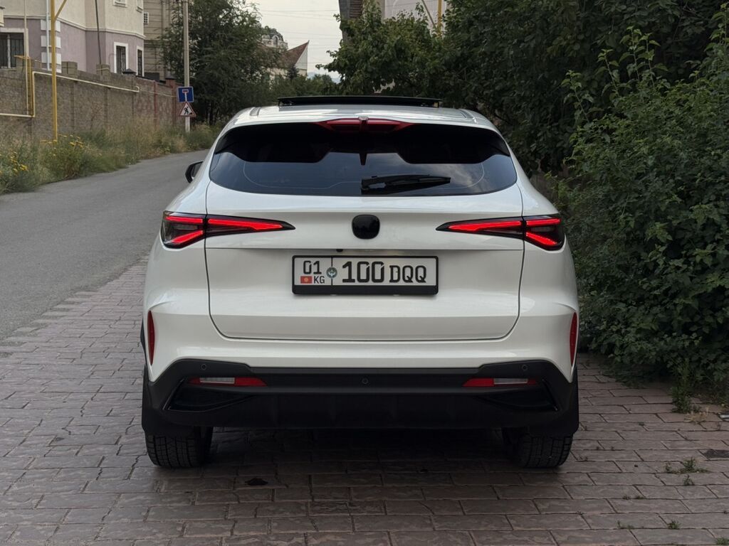 Changan X5 Plus: 2025 г., 1.5 л, Робот, Бензин, Кроссовер — фото 3