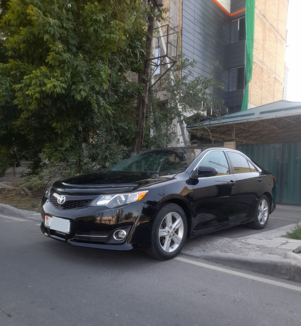 Toyota Camry: 2013 г., 2.5 л, Автомат, Бензин, Седан: фото 2