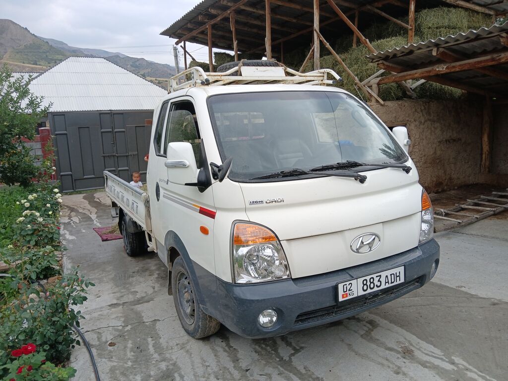 Легкий грузовик, Hyundai, Стандарт, 2 т, Б/у: фото 4