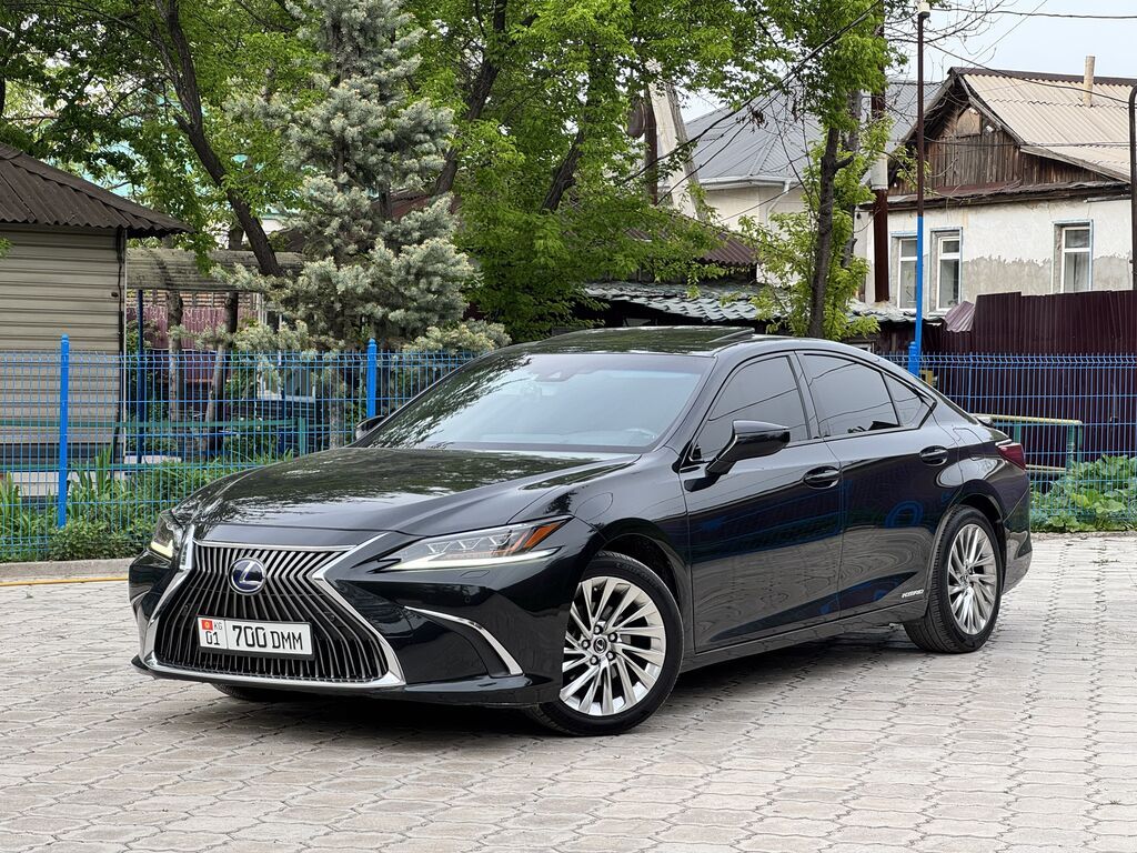 Lexus ES: 2019 г., 2.5 л, Вариатор, Гибрид, Седан: фото 3