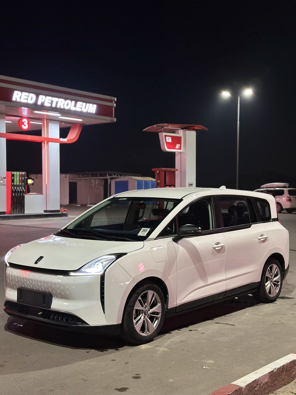 FAW : 2023 г., 0.1 л, Автомат, Электромобиль, Минивэн: фото 1
