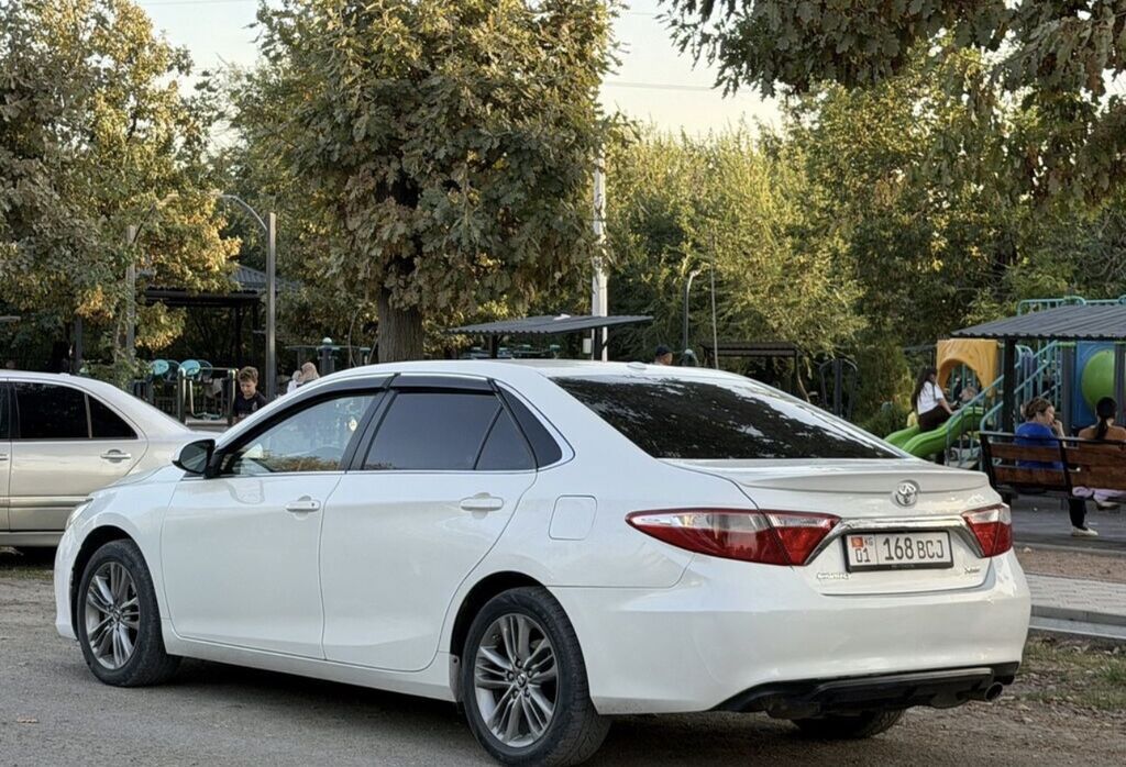Toyota Camry: 2015 г., 2.5 л, Автомат, Бензин, Седан: фото 2