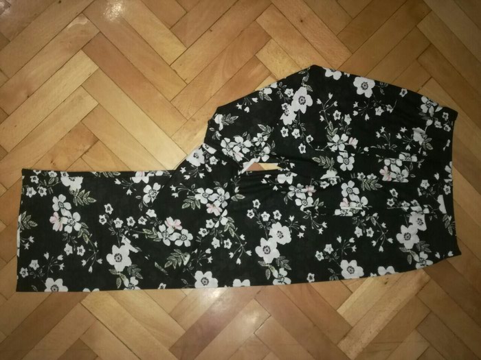 Ženske pantalone: Pantalone(moze zamena) na lalafo.rs Pantalone(moze zamena) - Nis