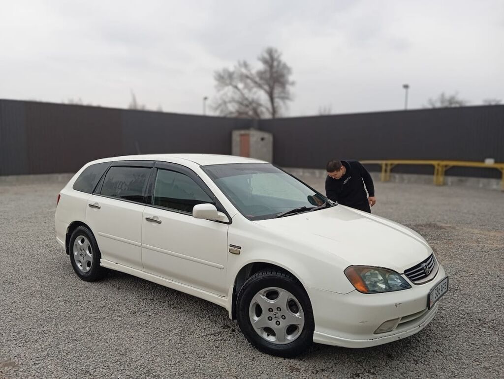 Honda Avancier: 2001 г., 2.3 л, Автомат, Бензин, Универсал: фото 2