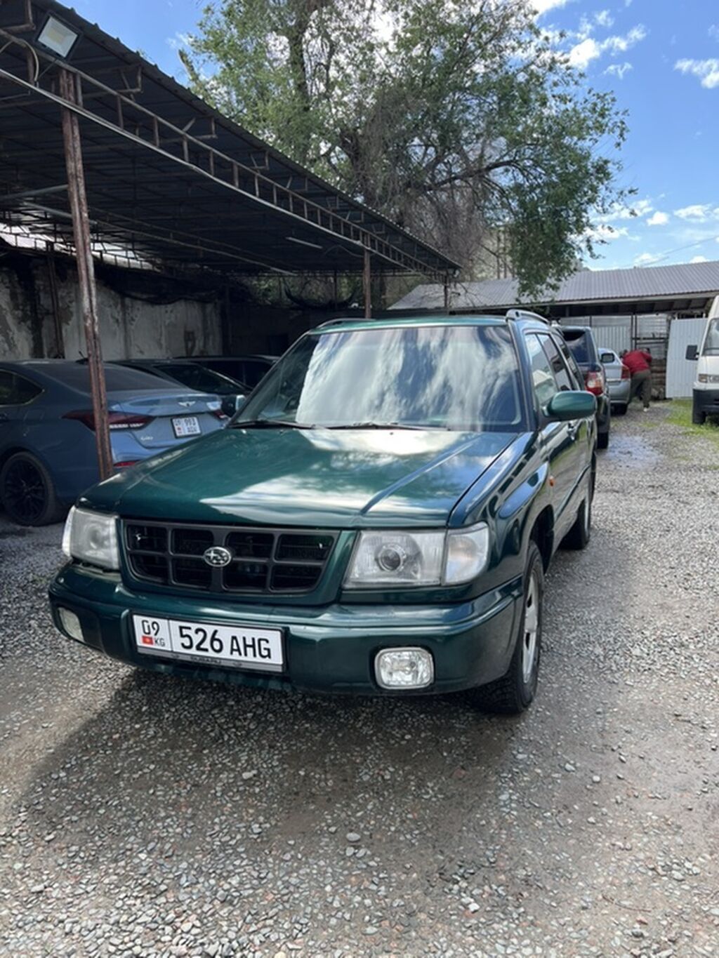 Subaru Forester: 1999 г., 2 л, Автомат, Бензин, Универсал: фото 2