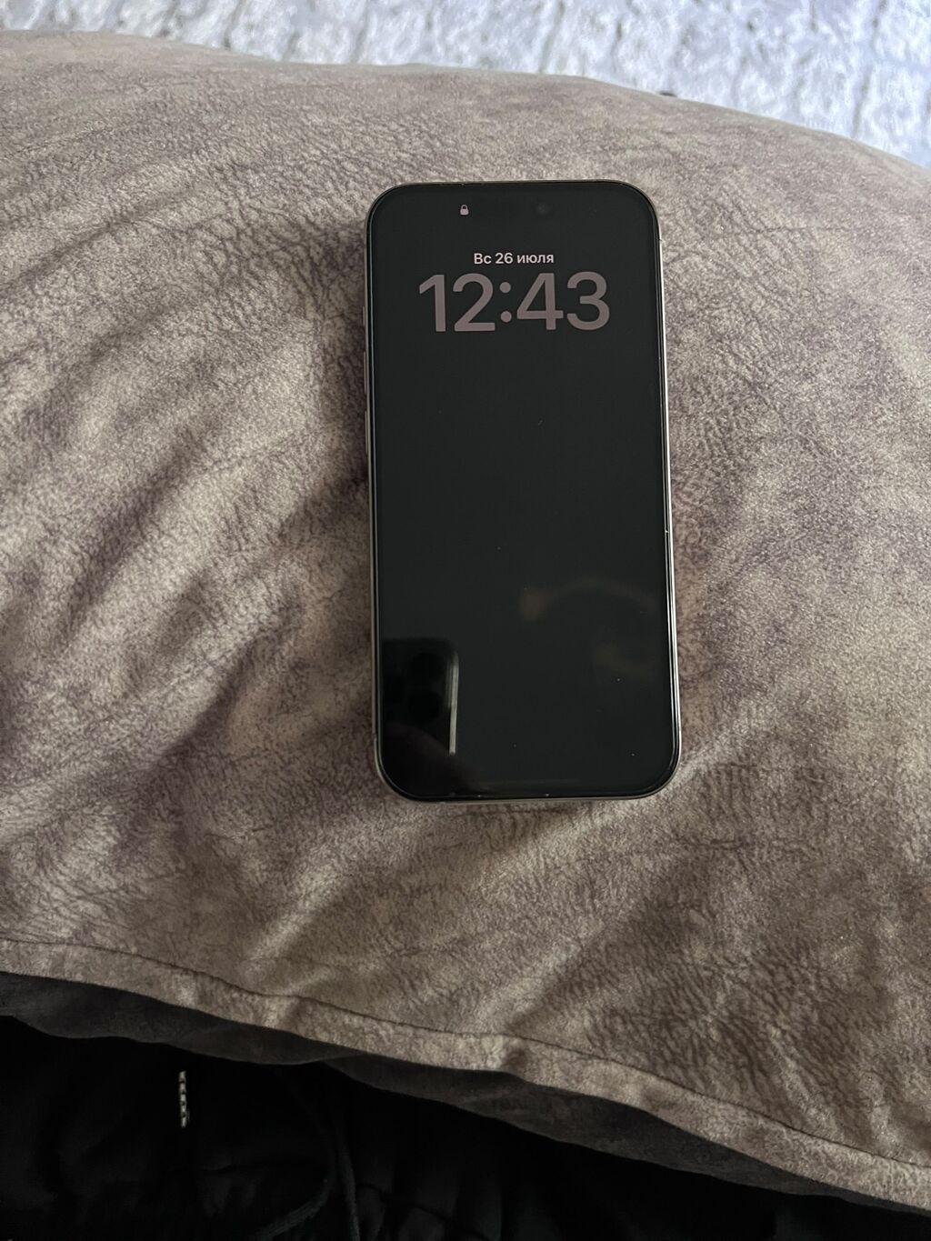 IPhone 15 Pro, Б/у, 128 ГБ, Natural Titanium, Чехол, Коробка, 83 %: фото 2