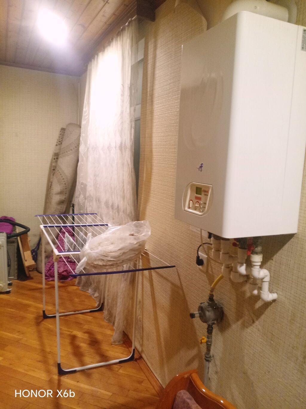 Bakı, Köhnə Günəşli, 3 otaqlı, Köhnə tikili, m. Həzi Aslanov, 75 kv. m