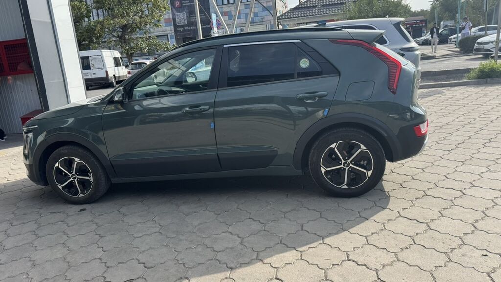 Kia Niro: 2022 г., 1.6 л, Робот, Гибрид, Кроссовер: фото 6