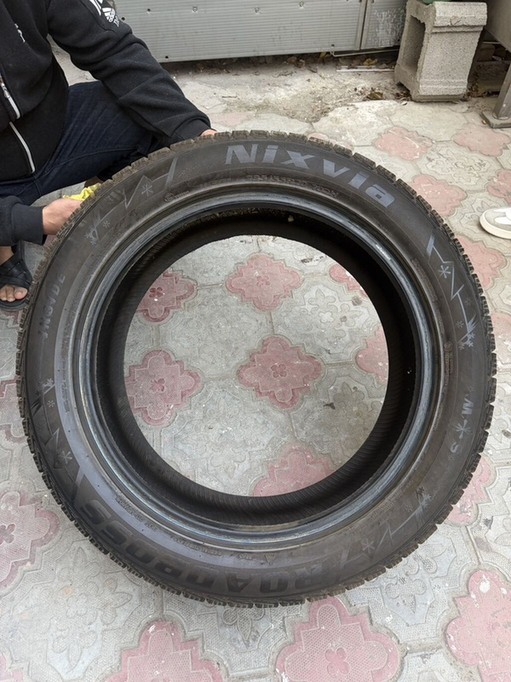 - *Тип:* зимняя - *Размер:* *235/55 R20* - Маркировка со: фото 2