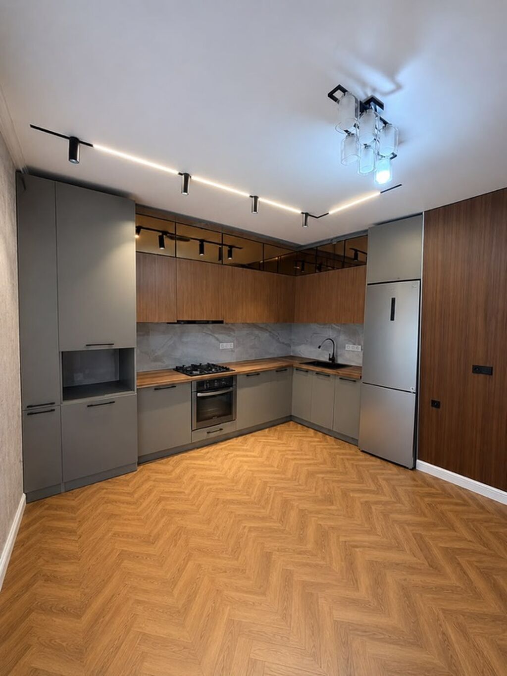 2 комнаты, 75 м², Церковь Элитка, 1 этаж, Дизайнерский ремонт: фото 3