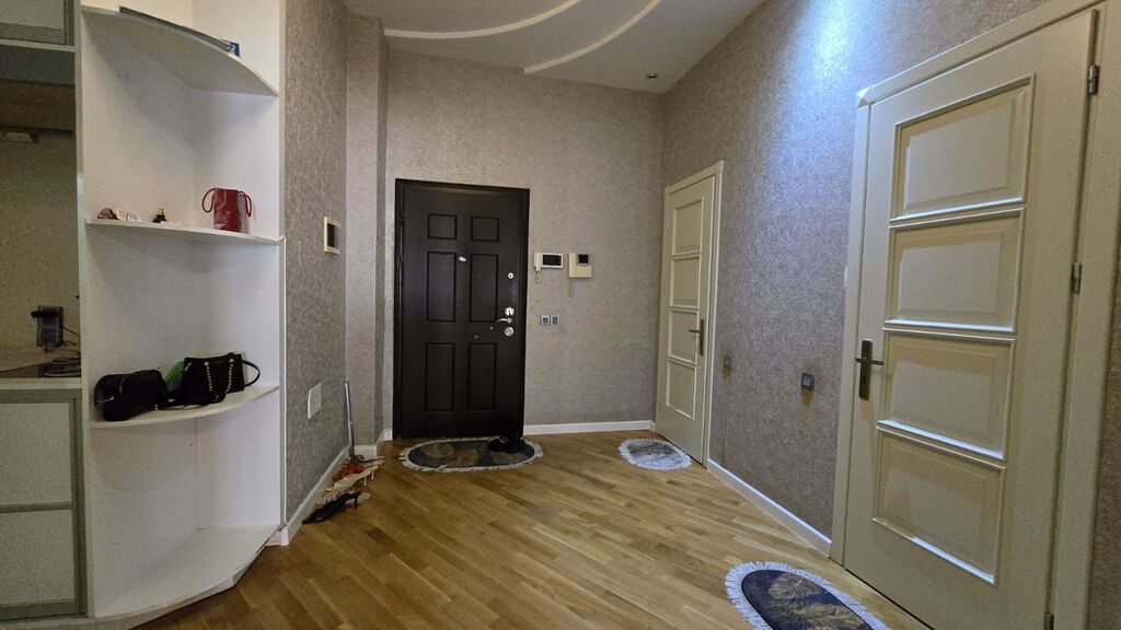 3 otaqlı, Yeni tikili, 162 kv. m