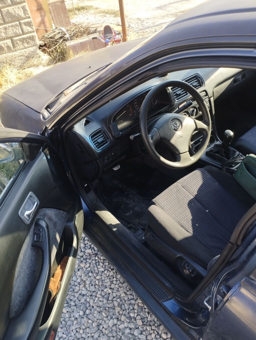 Honda Accord: 1994 г., 2 л, Механика, Бензин, Седан: фото 8