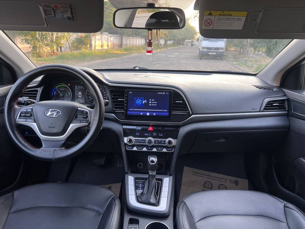 Сдаю Hyundai Elantra под такси, На месяц, | Залог, Предоплата, Водительские права: фото 4