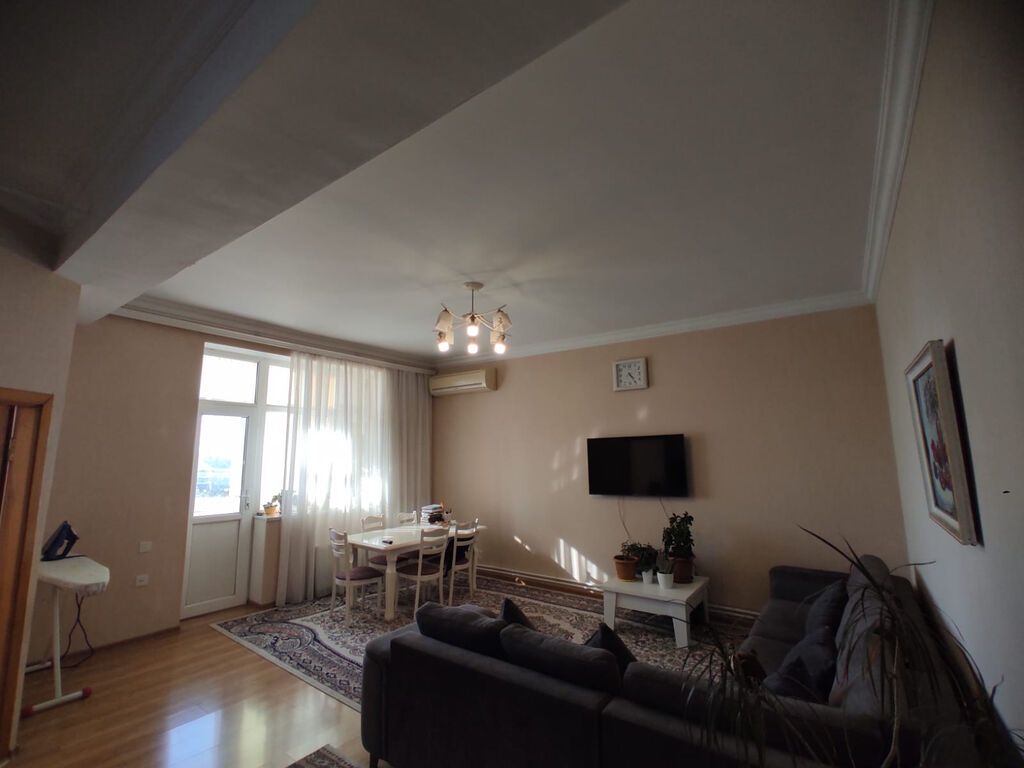 3 otaqlı, Yeni tikili, m. Qara Qarayev, 78 kv. m