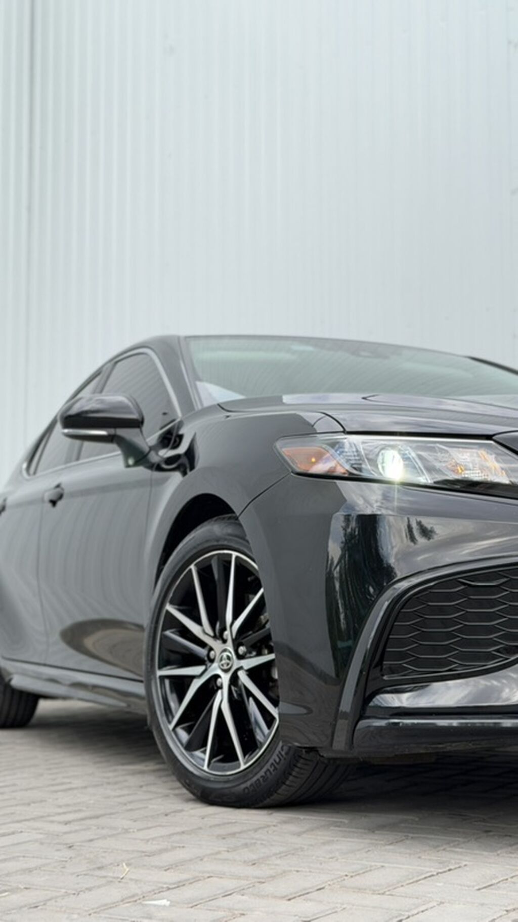 Toyota Camry: 2021 г., 2.5 л, Автомат, Бензин, Седан: фото 4