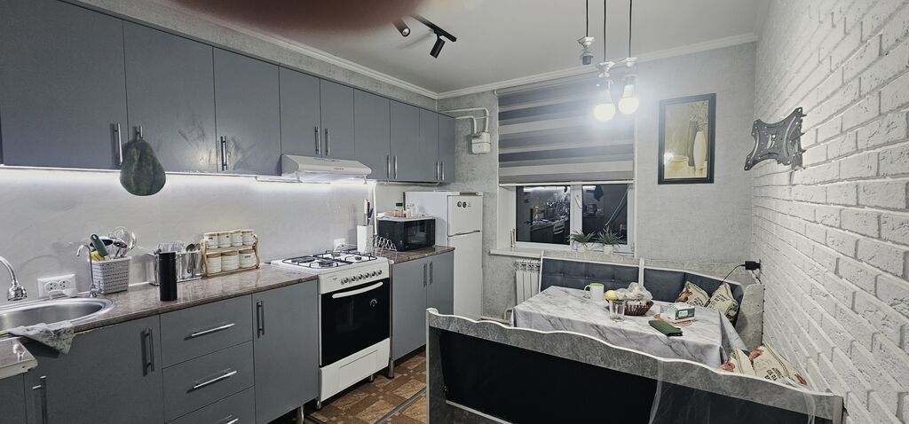 6 комнат и более, 550 м², 550 соток, Ош, Таатан ТЦ, Собственник: фото 2