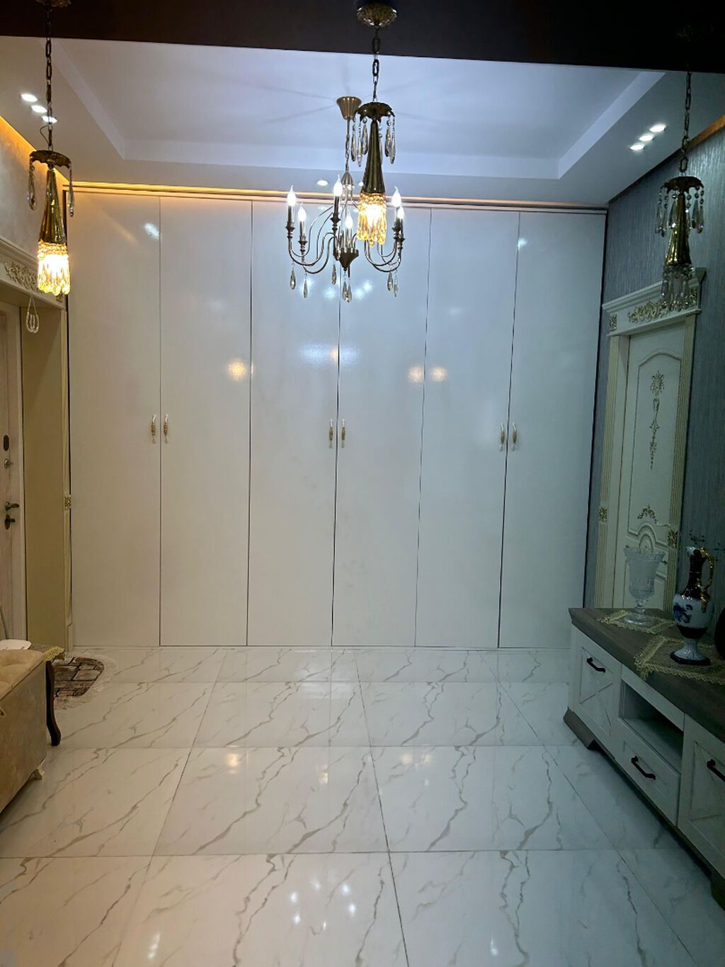 4 otaqlı, Yeni tikili, 226 kv. m