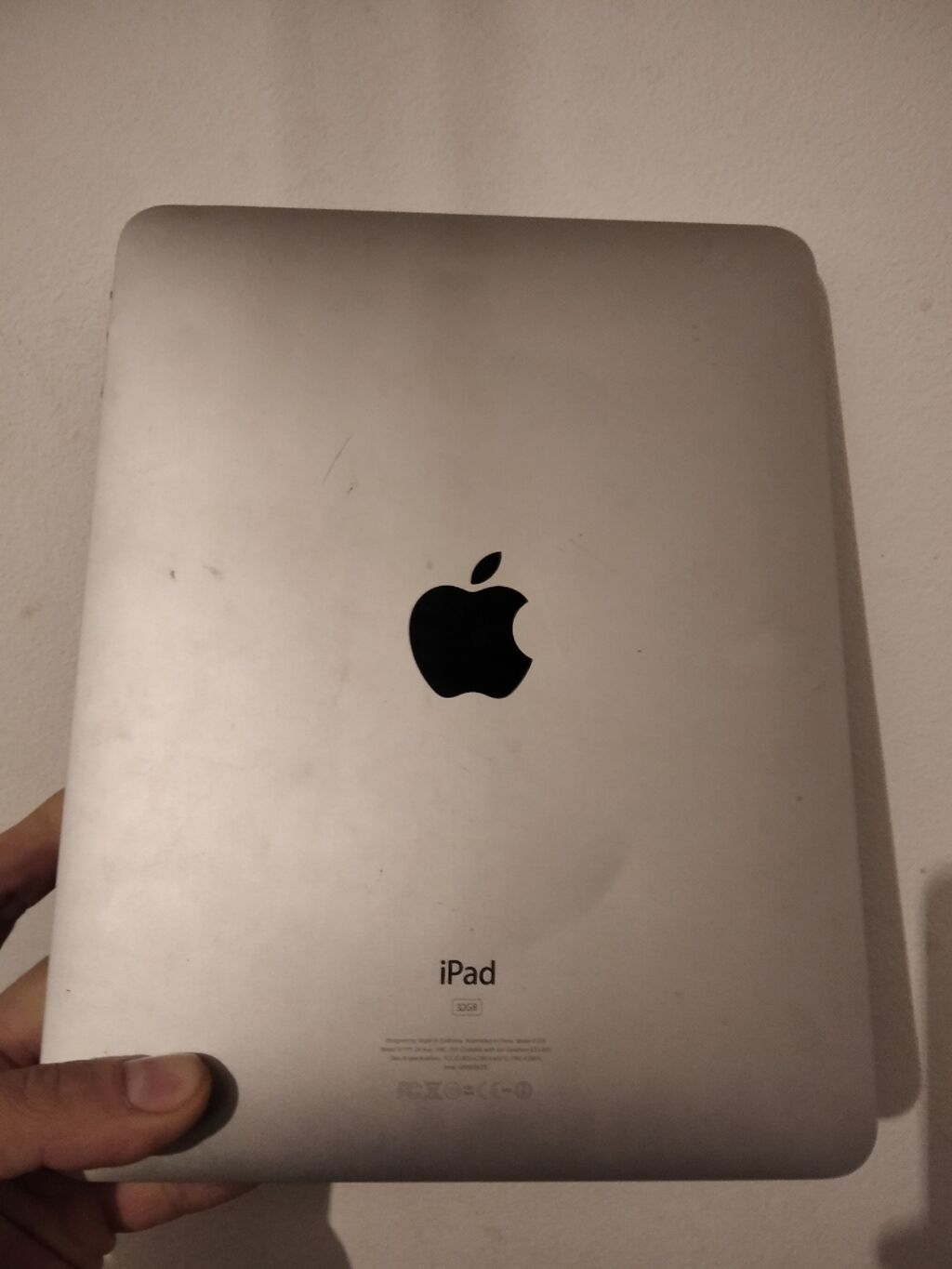 Планшет IPad 32gb. в хорошем состоянии, без сколов, трещин, рабочий: фото 2