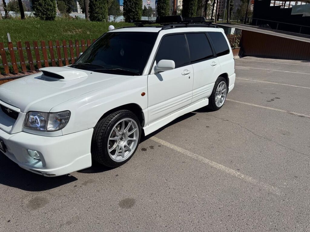 Subaru Forester: 2001 г., 2 л, Автомат, Бензин, Универсал: фото 3