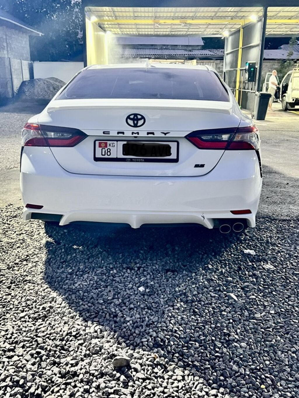 Toyota Camry: 2021 г., 2.5 л, Автомат, Бензин, Седан: фото 3