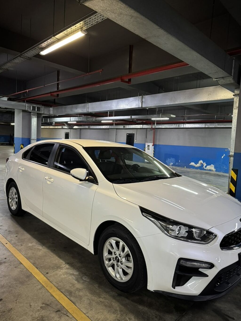 Kia K3: 2020 г., 1.6 л, Вариатор, Бензин, Седан: фото 1