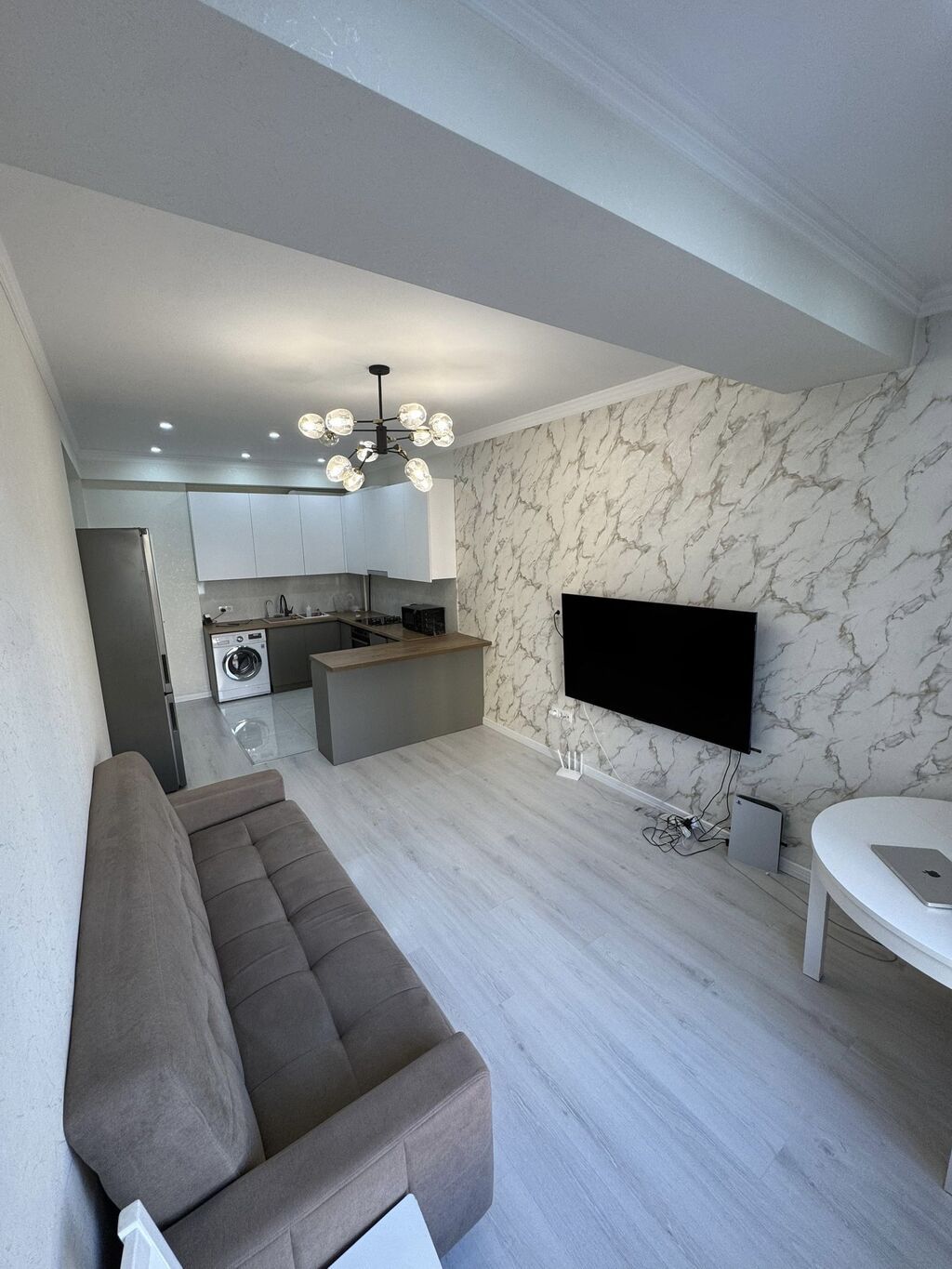2 комнаты, 56 м², Ак-Кеме Элитка, 4 этаж, Свежий ремонт