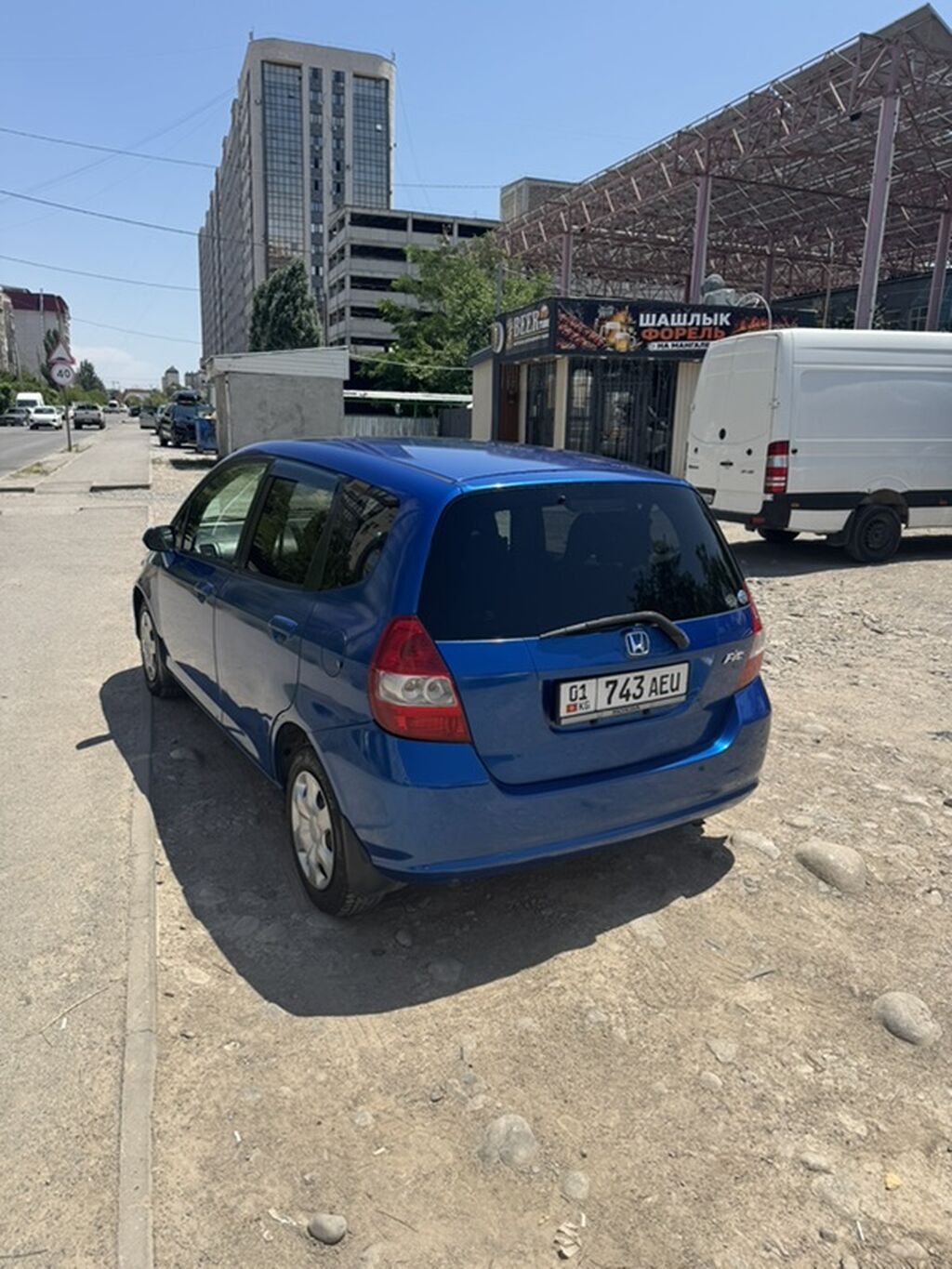 Honda Fit: 2003 г., Вариатор, Бензин, Хэтчбэк: фото 3
